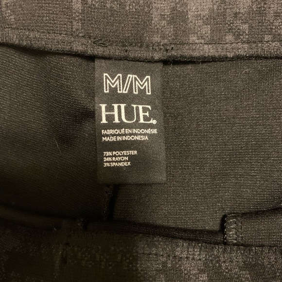 HUE- Legging Pant 26” inseam - Picture 5 of 5